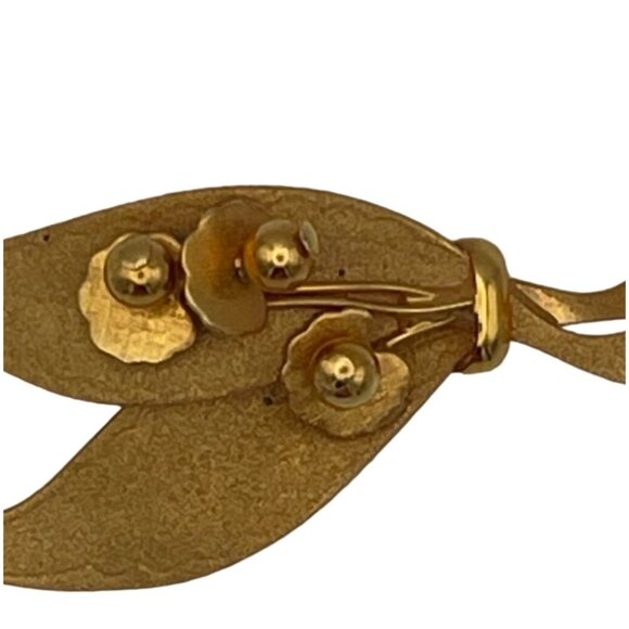 Vintage Brooch Matte Shiny Gold Tone Flowers Leaves 3" - Picture 2 of 6